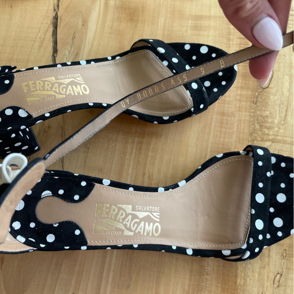 Salvatore Ferragamo Black and White Polka Dot Women's Sandals- Sz 9- Worn Once - Picture 7 of 8